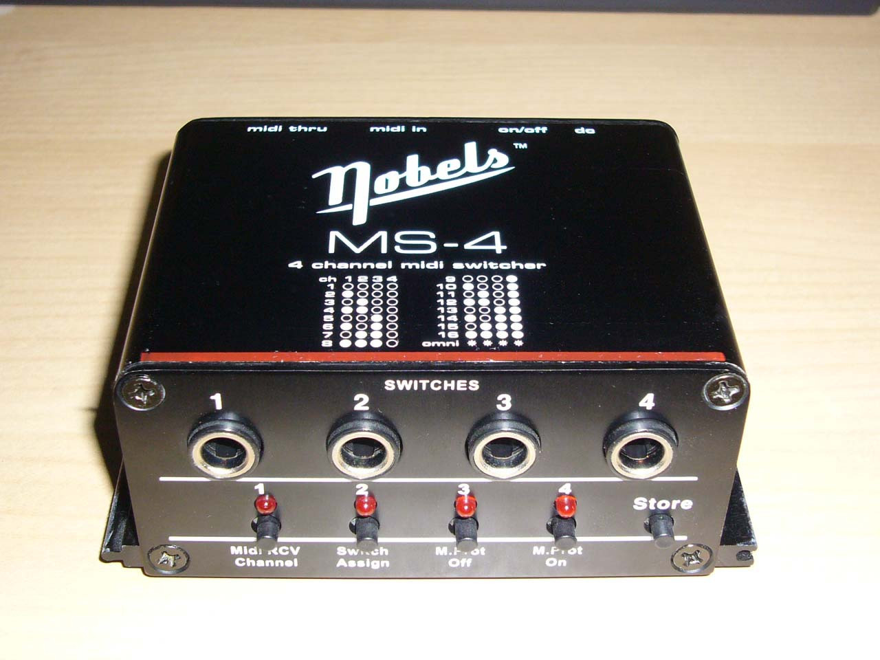nobels MS-4 スイッチャー nobels MS-4 スイッチャー Nobels MS-4 MIDI