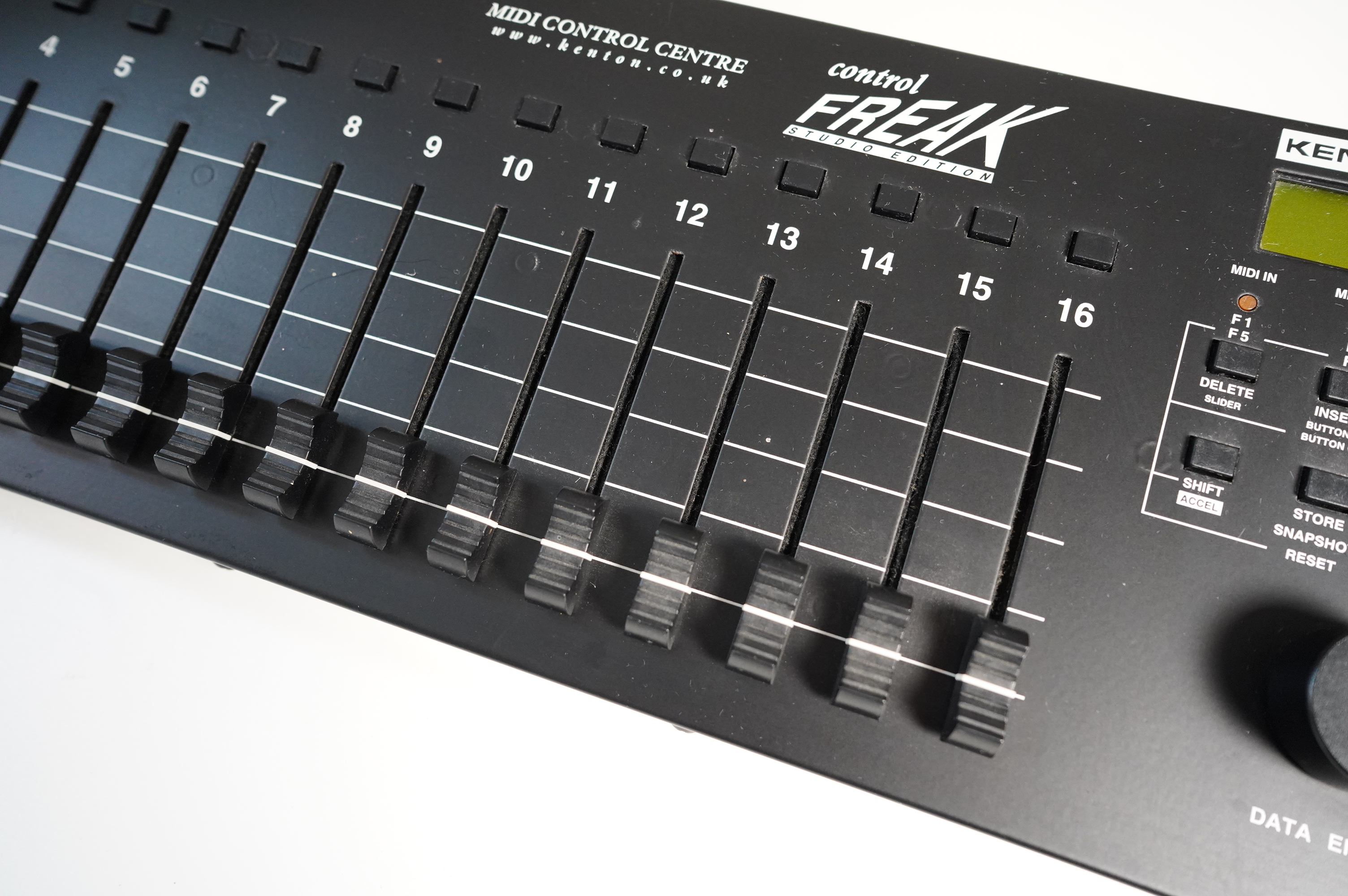 DTM・DAW KENTON Control Freak KENTON electronics control FREAK DTM