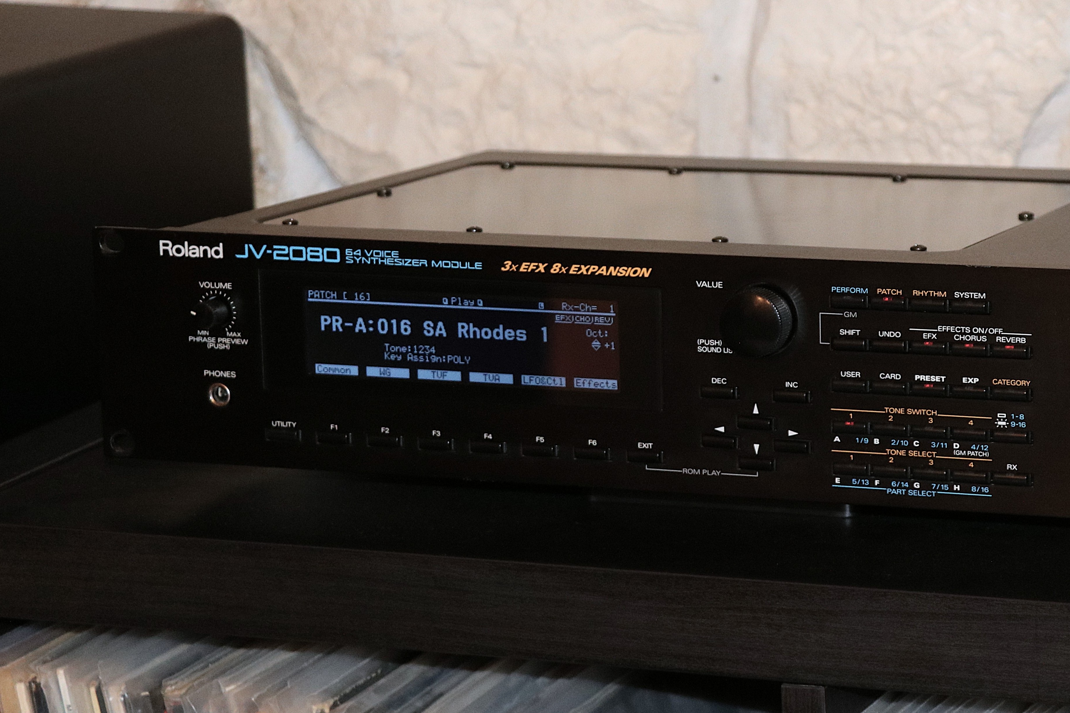 JV-2080 - Roland JV-2080 - Audiofanzine