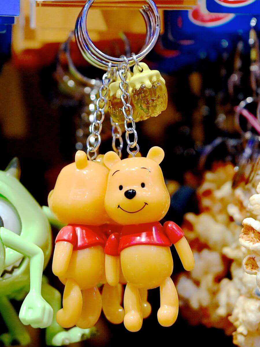 くまのプーさんデザイン！東京ディズニーランド キーチェーン・お土産 -