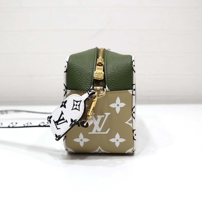 LV ビーチ ポーチ M67610 モノグラム ジャイアント ハンドバッグ