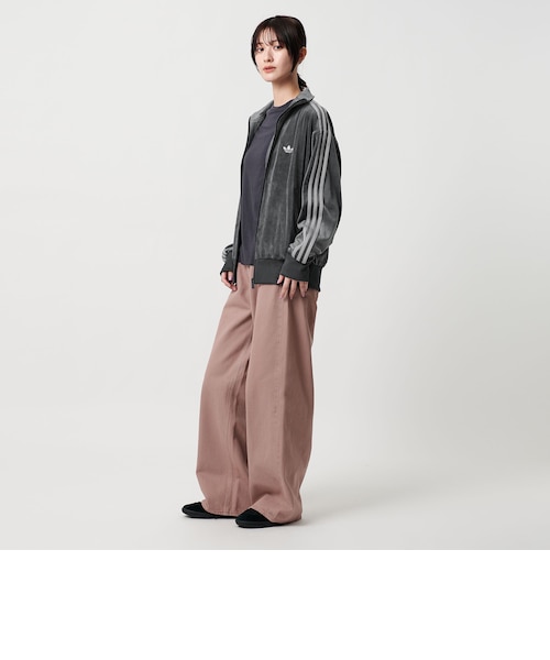 adidas Originals＞ファイヤーバード ベロアトラックトップ