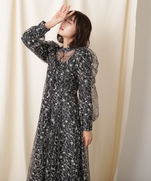 ホロスコープシシュウチュールワンピース｜ジルバイジルスチュアートの