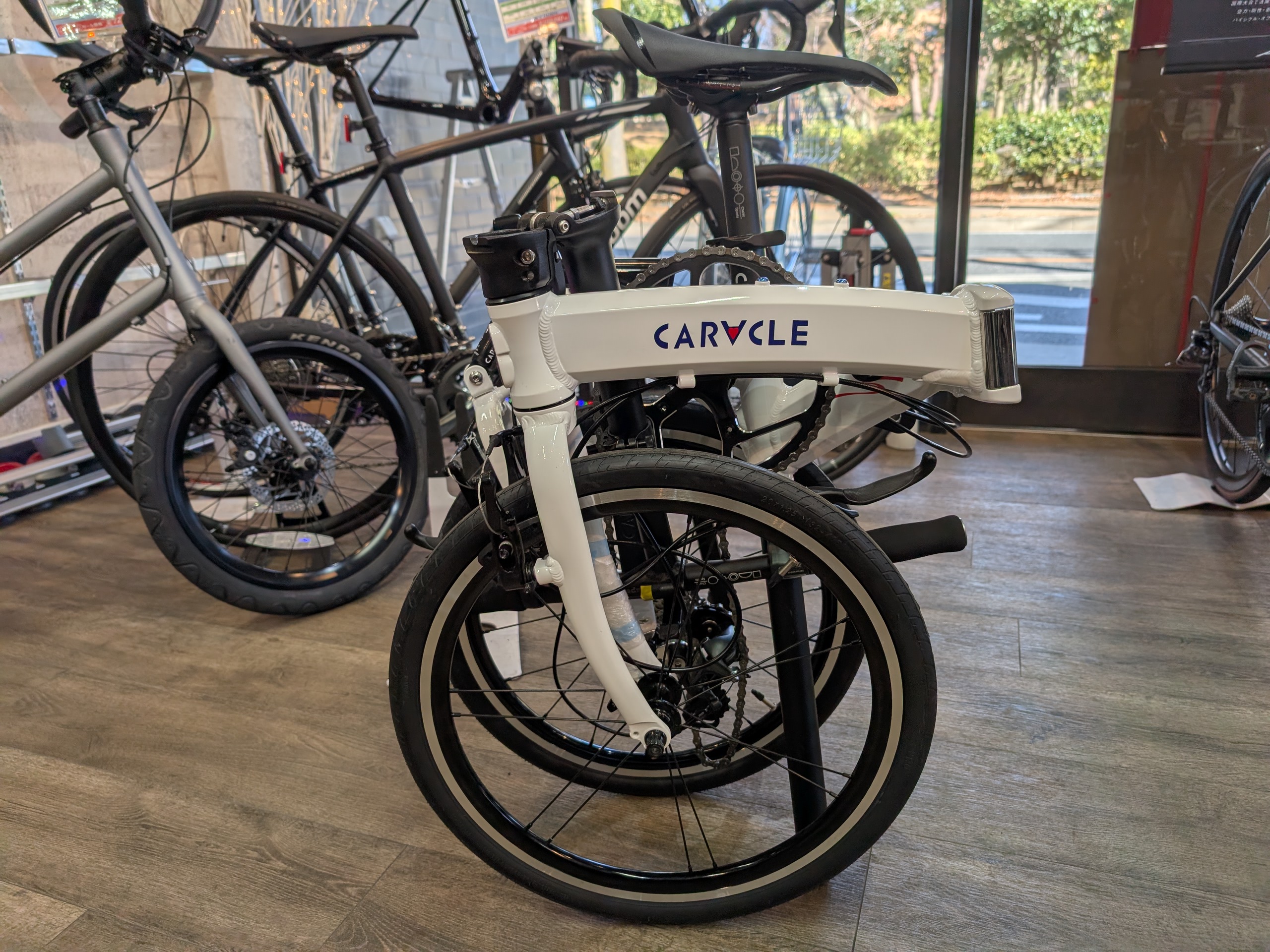 世界最小の】CARACLE-S スポーツ入荷！【しっかり走る折りたたみ自転車