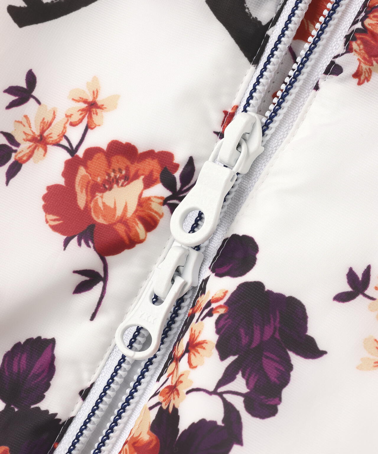 Peミニリップ中綿ジップアップブルゾン ＜繊細花柄＞ | PEARLY GATES