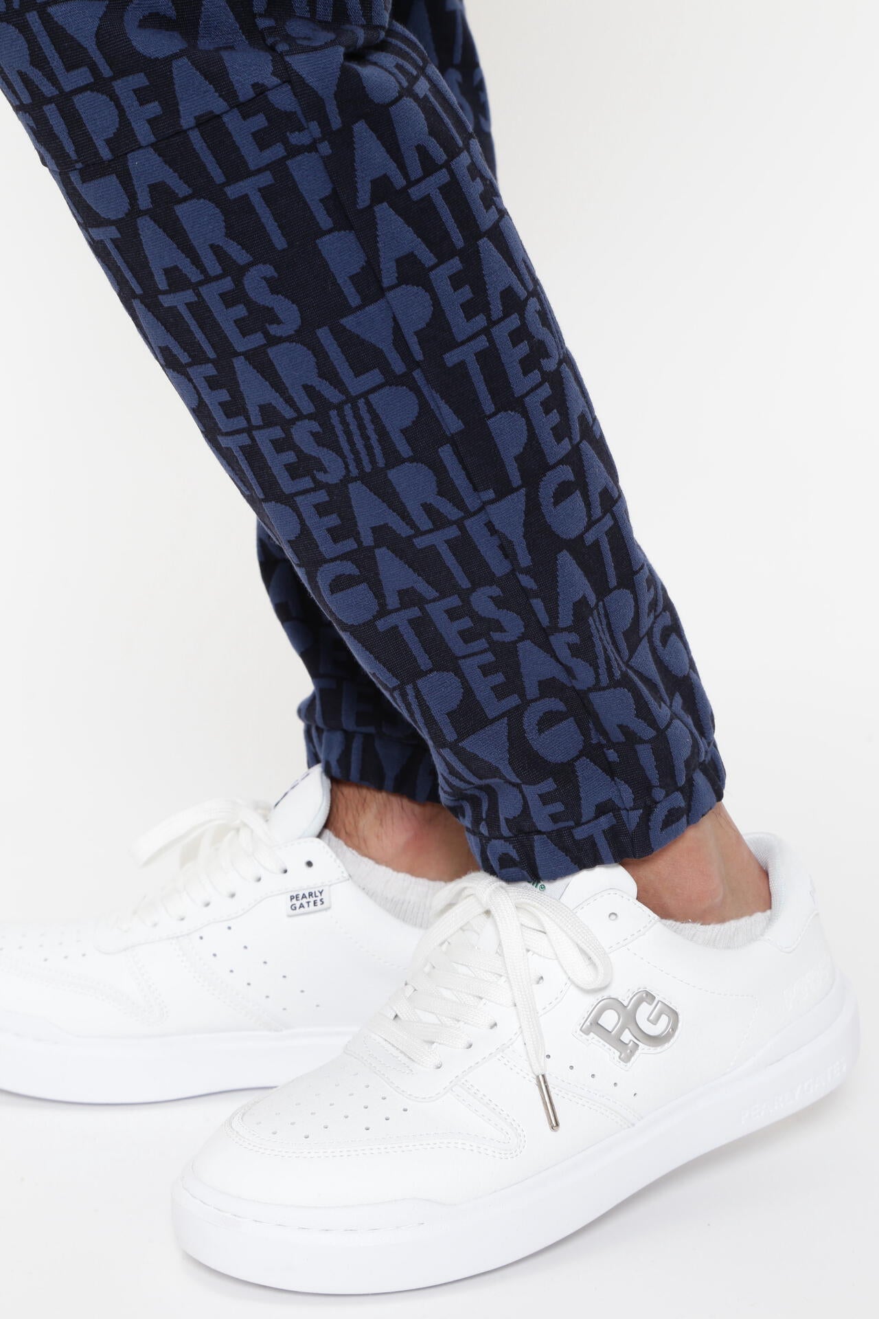 新品タグ付き パーリーゲイツ ロゴジャガードパンツ サイズM 【公式通販】