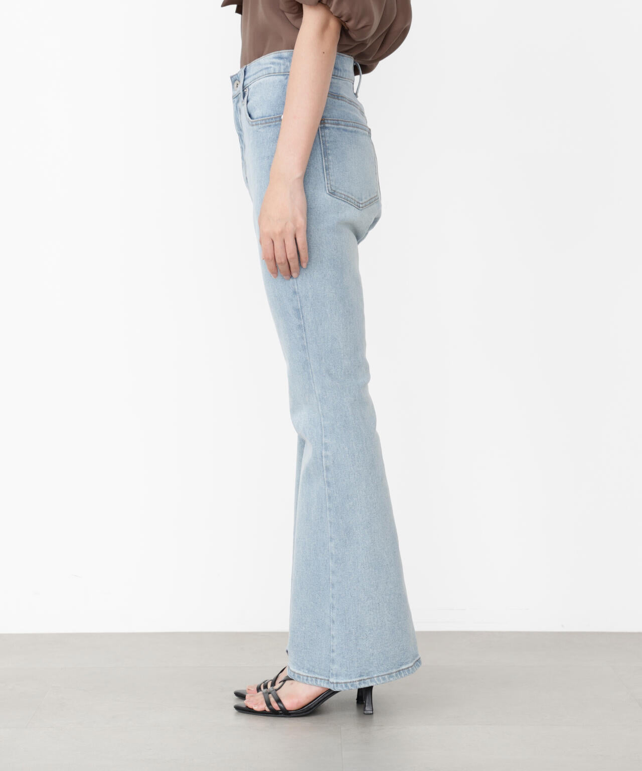 青島心さん着用】【松川星さん着用】フレアデニムパンツ | PROPORTION