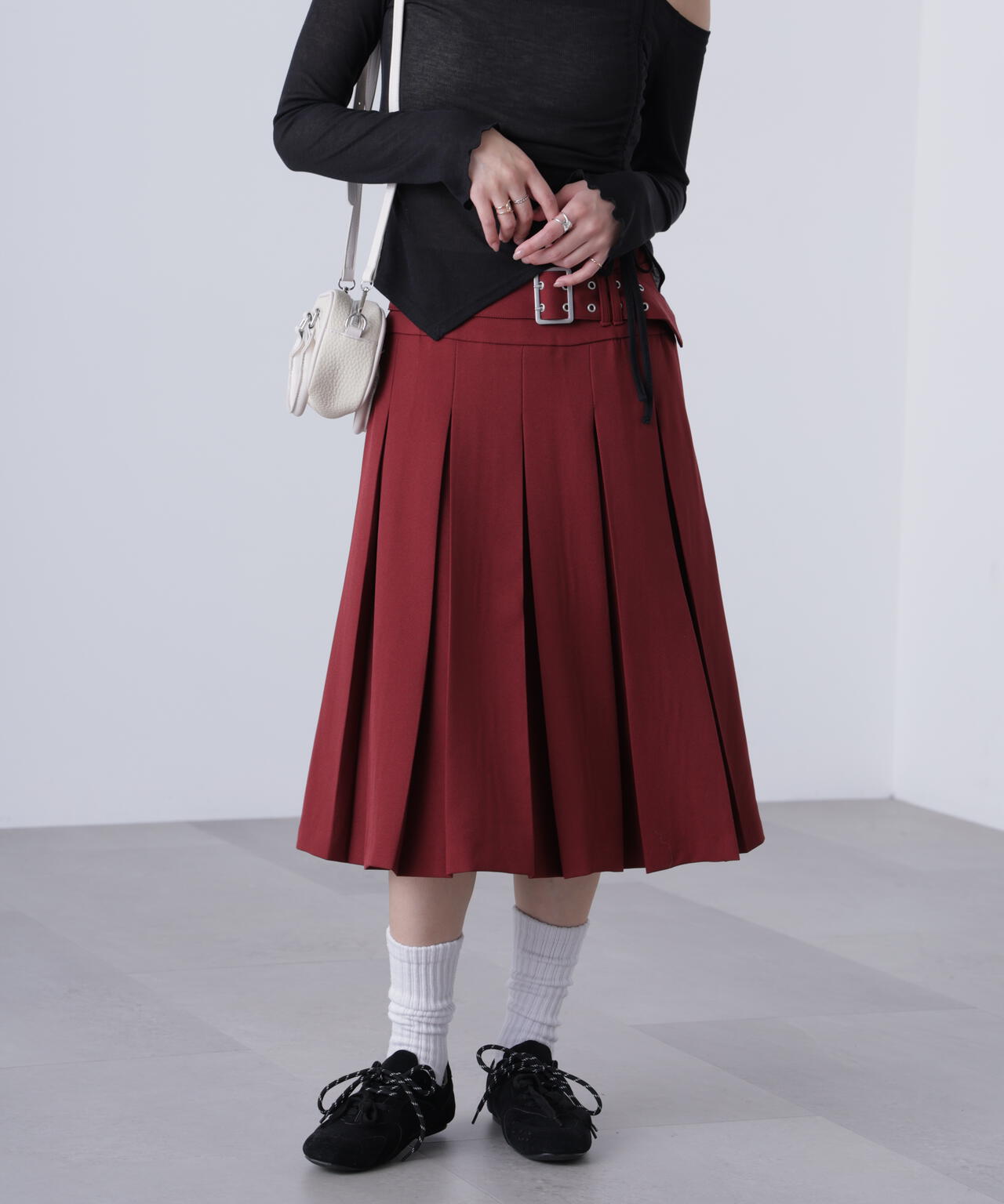 冬用MBE 赤 プリーツスカート Sサイズ MBE 赤 プリーツスカート S