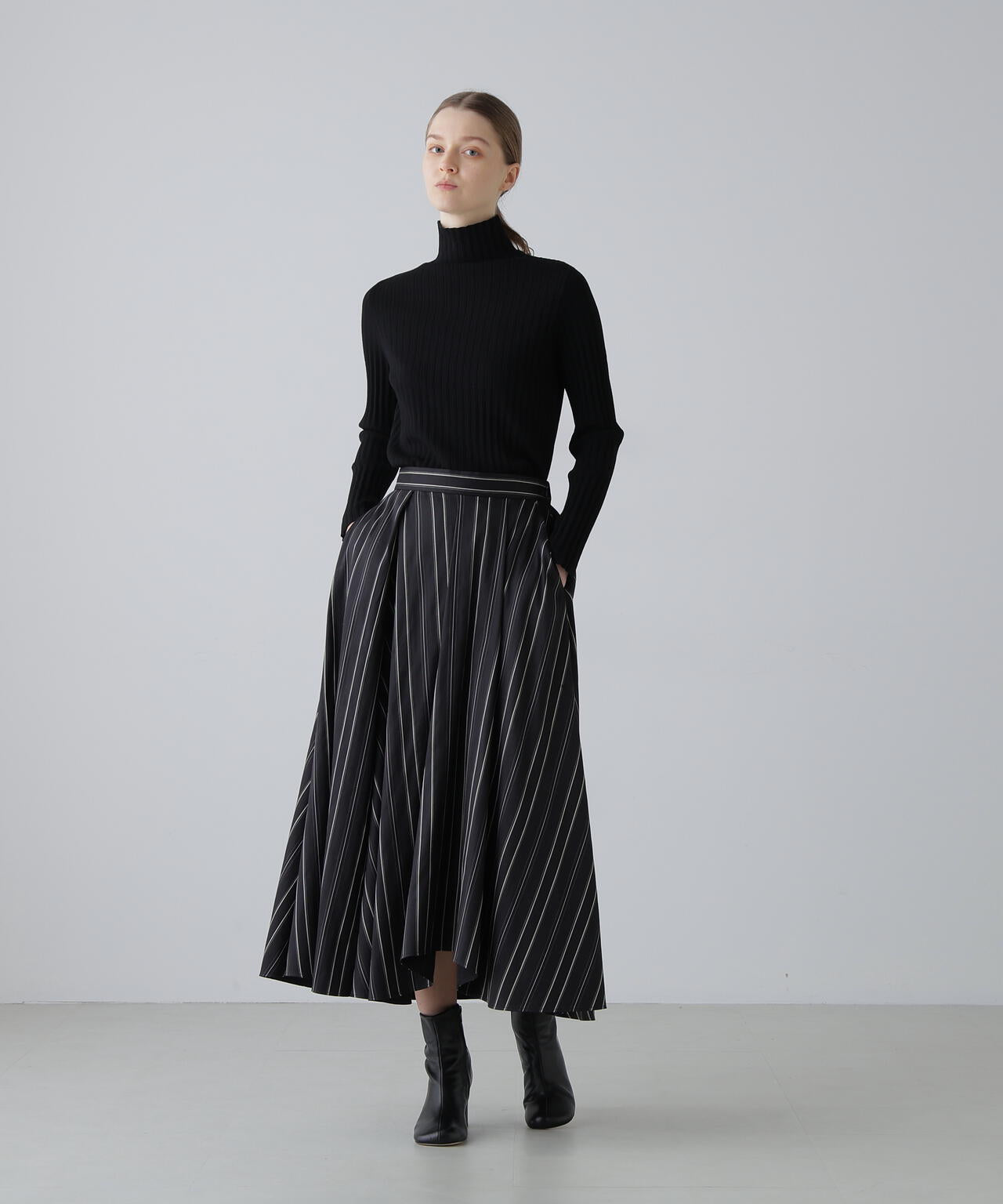 マルチストライプジャガードスカート | ADORE（アドーア） ｜【公式
