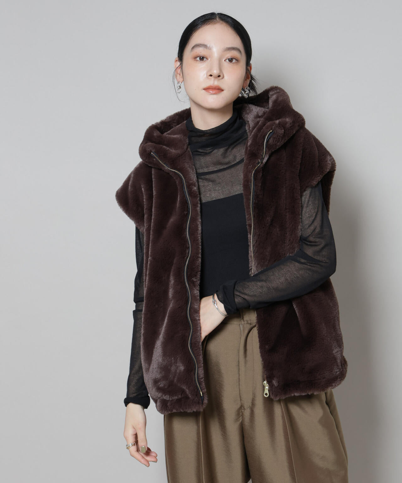 フェイクファーフードベスト | NANO universe（ナノ・ユニバース