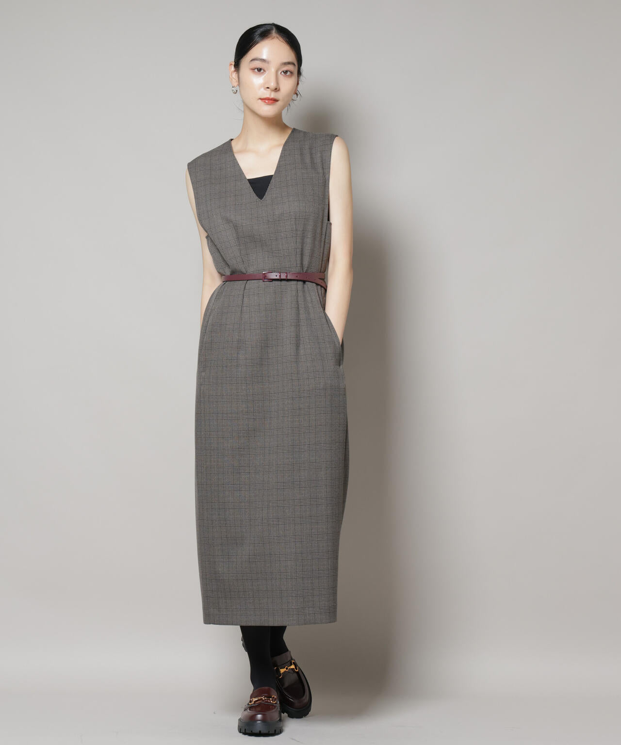 ストレッチサージチェックVネックワンピース(セットアップ可) | NANO