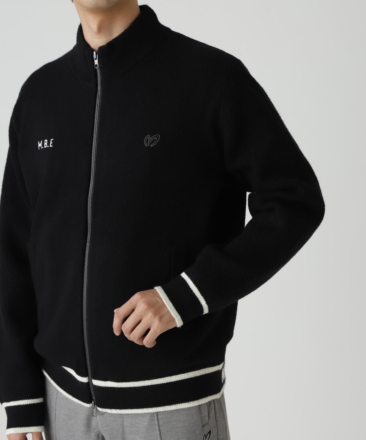 マスターバニー】美品 ジップジャケット カシミヤ混 ブラック 5 メンズ