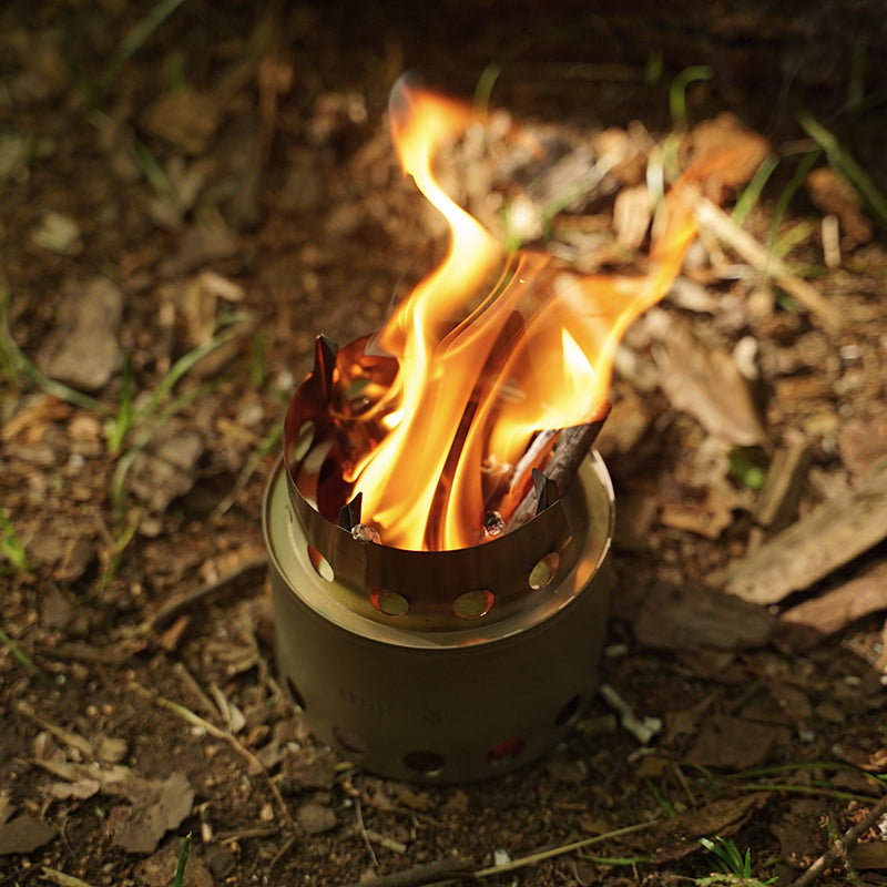 Bushbuddy / Mini Camp Stove & Mini Pot Set