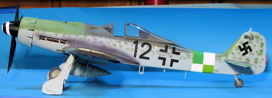 Trumpeter 1/24 FW-190D-9, by Scott Van Aken