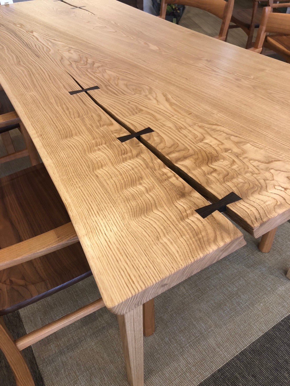 栗（クリ） 2枚ハギ天板 | 一枚板 お取り引き実績 | 一枚板・天板