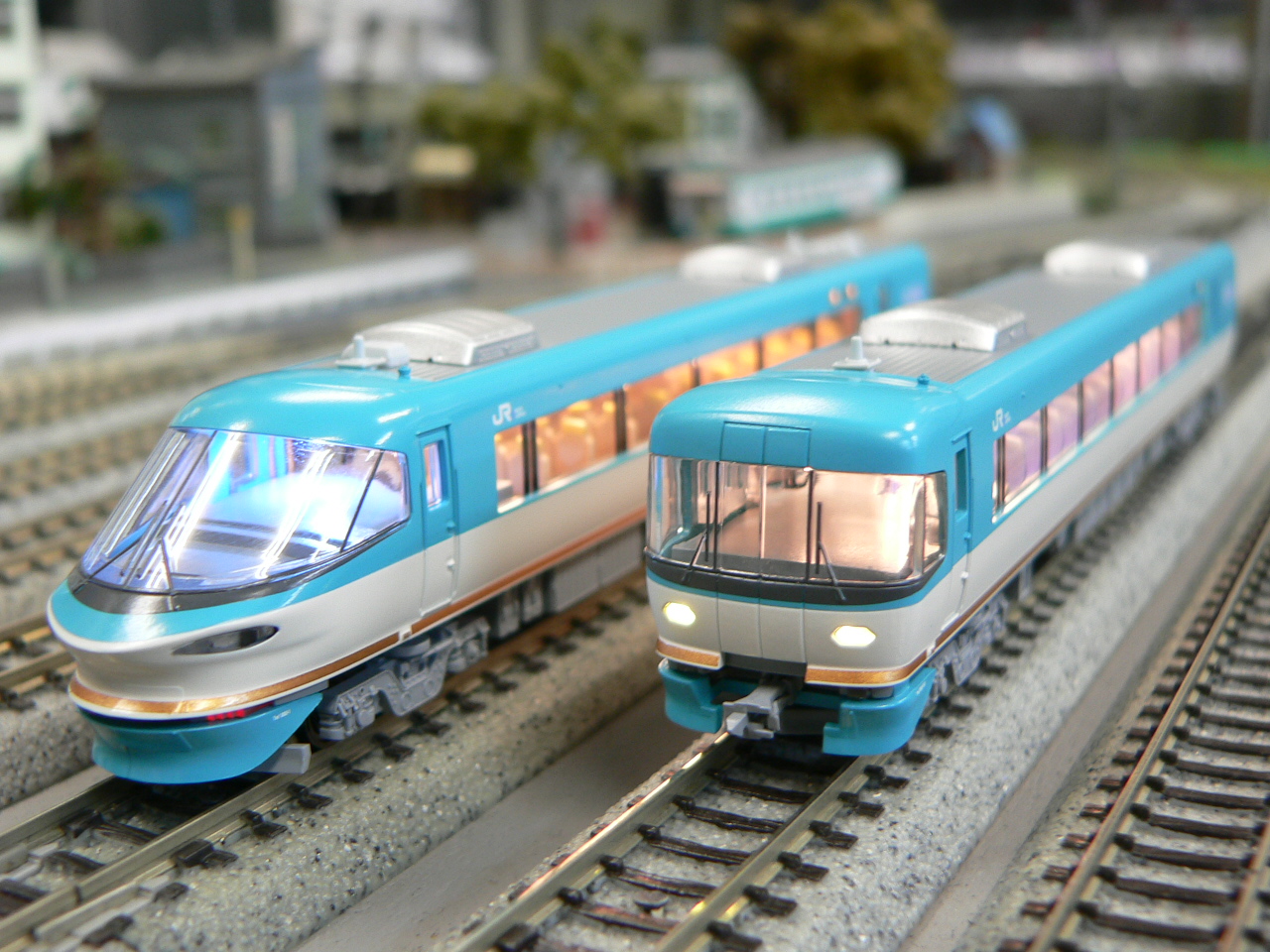 マイクロエースの283系オーシャンアロー基本セットの車掌室灯＆室内