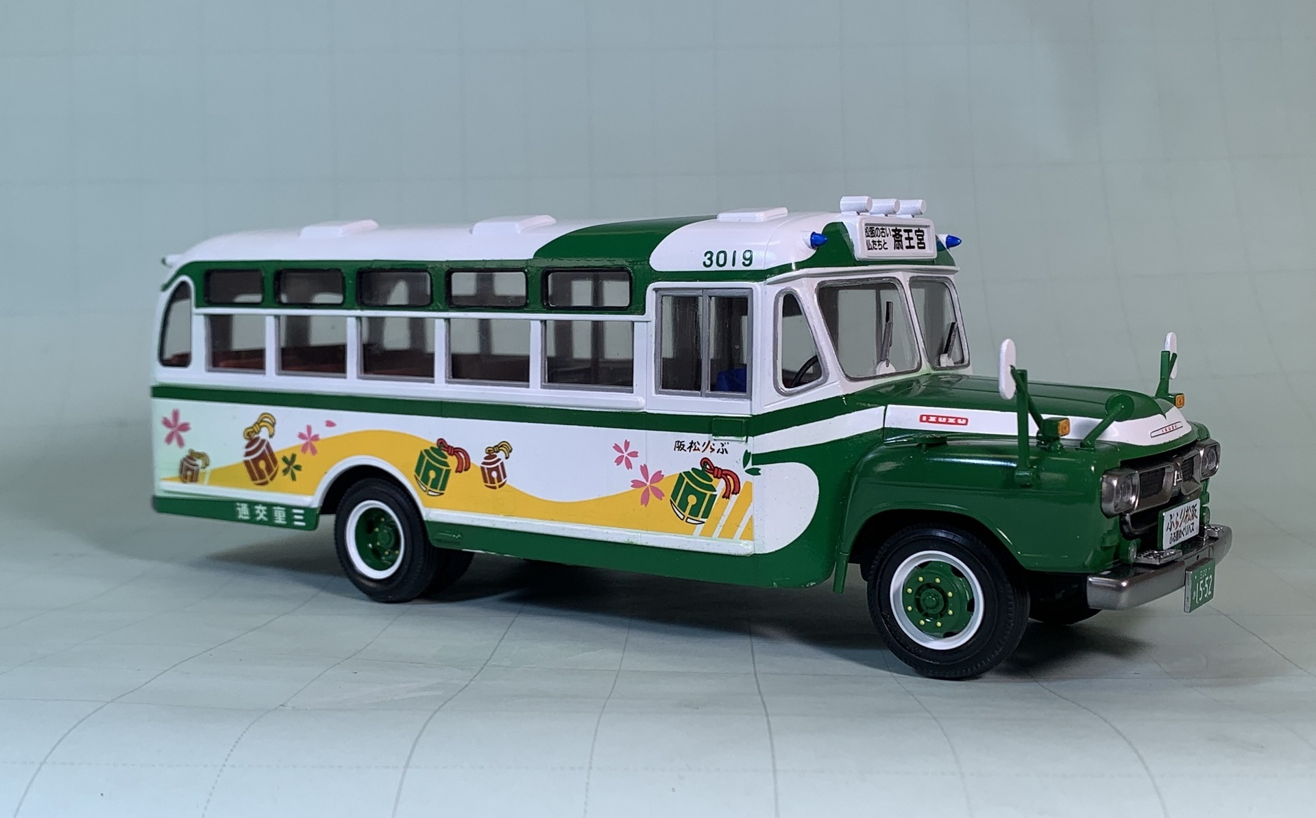 三重交通 いすゞ BXD-30 ボンネットバス: 轍 作品ギャラリー