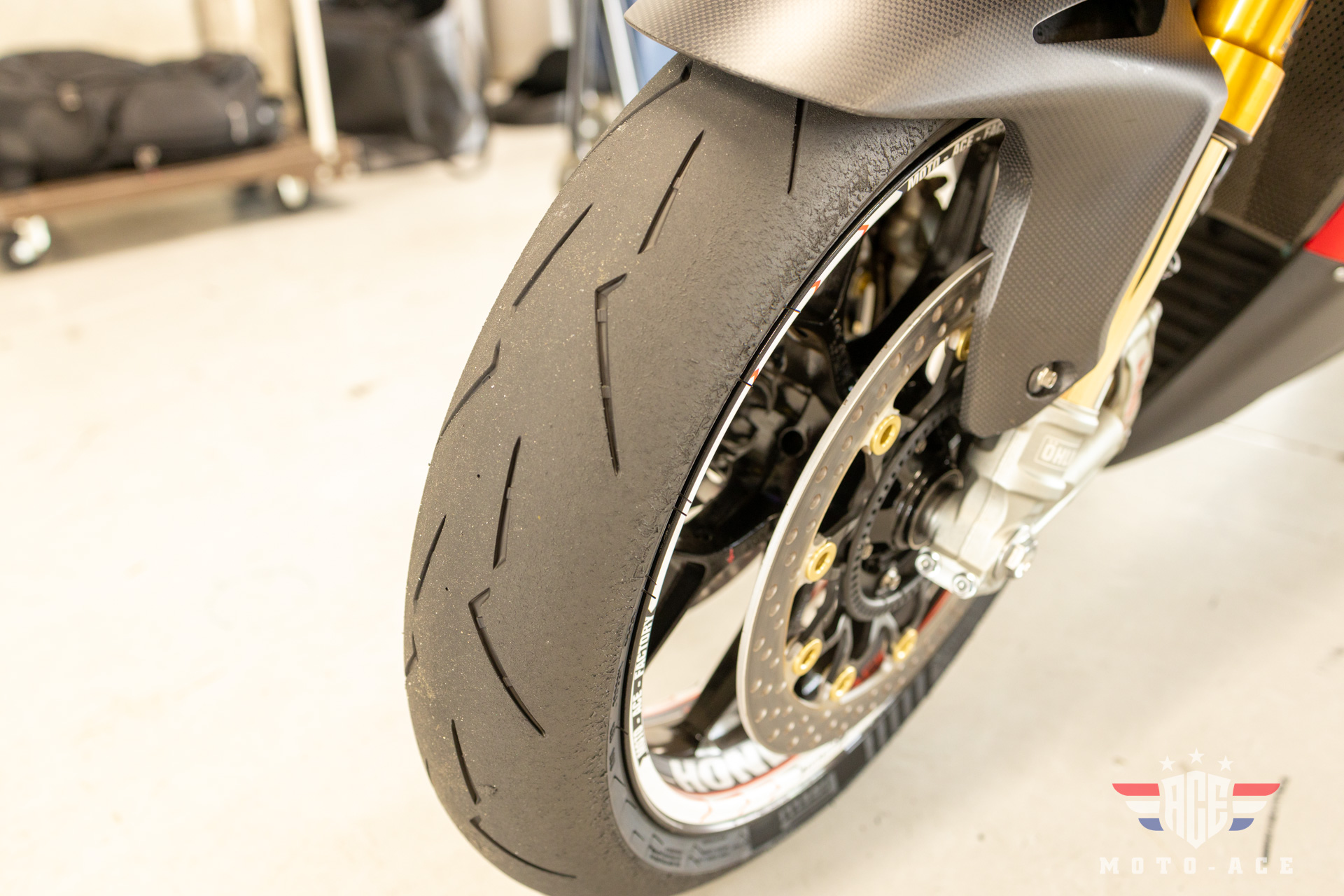 4*1様 ピレリスーパーコルサV3 SC1 ②