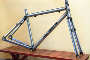 BROOKLYN MACHINE WORKS”GANGSTA V4 フレーム&フォークセット (RAW