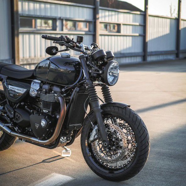 トライアンフ スピードツイン1200 2021～ ヘッドライト＆スピード