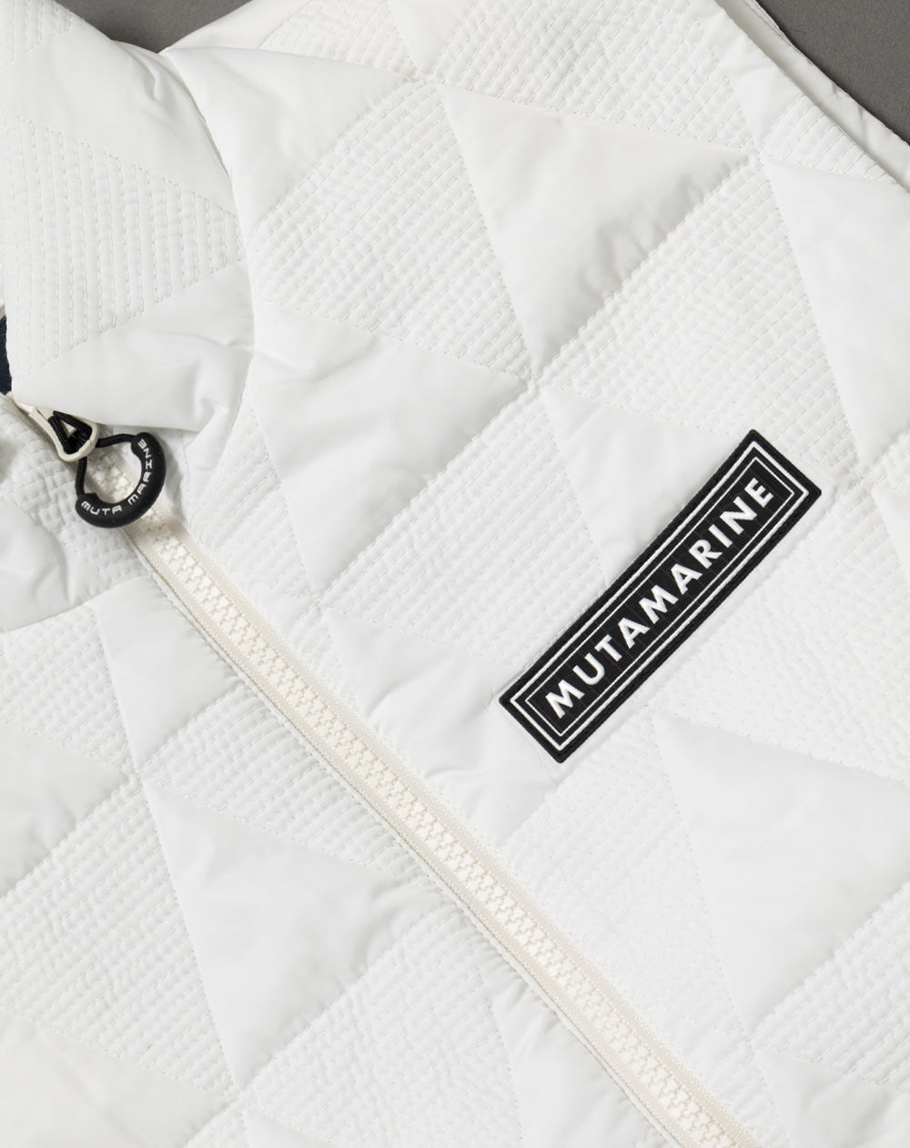 ジオメトリック キルティングダウンベスト [全3色] – muta Online Store