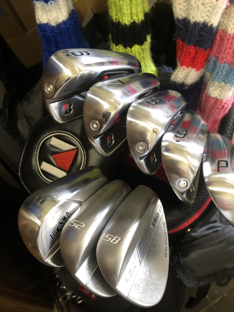 ブリヂストンスポーツ／BRIDGESTONE GOLF TOUR B／213HF アイアンの