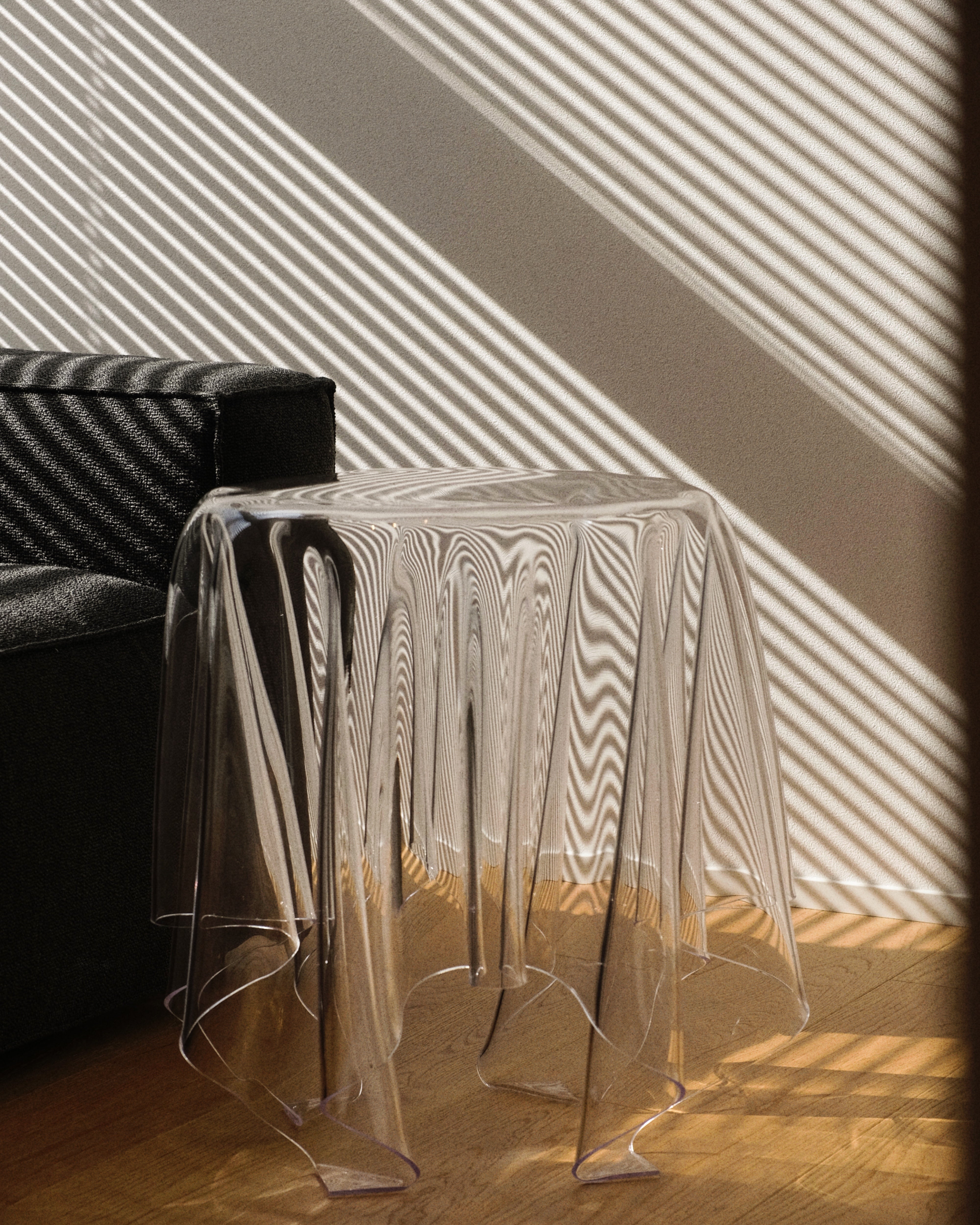 SIDE TABLE-N2 interior