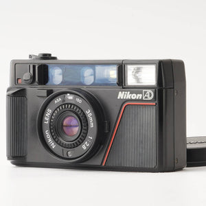 Nikon L35 AD / Nikon Lens 35mm f/2.8 35mm Point And Shoot Film