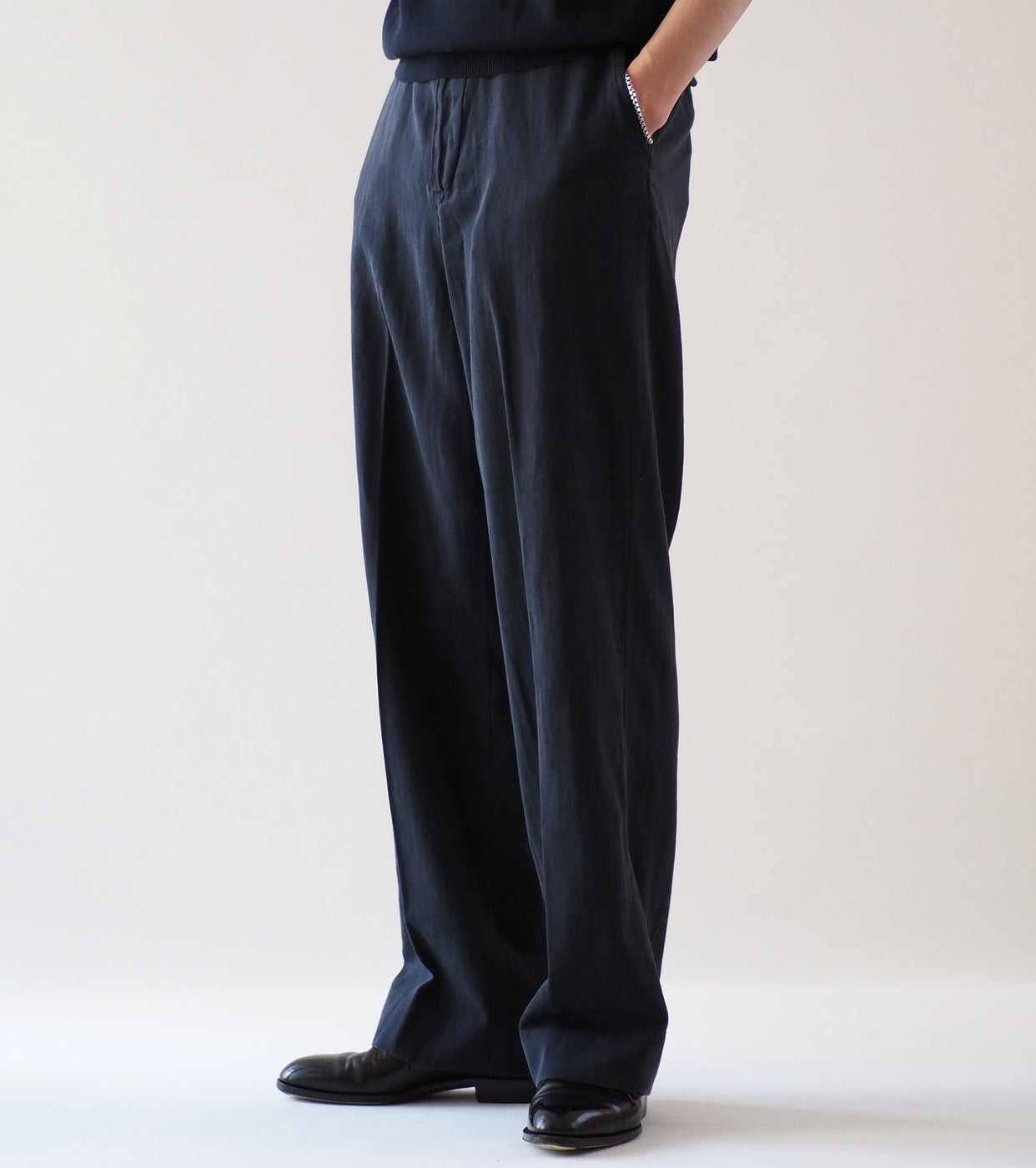 MAATEE＆SONS Chino Trousers Durun, Black – Navyblue