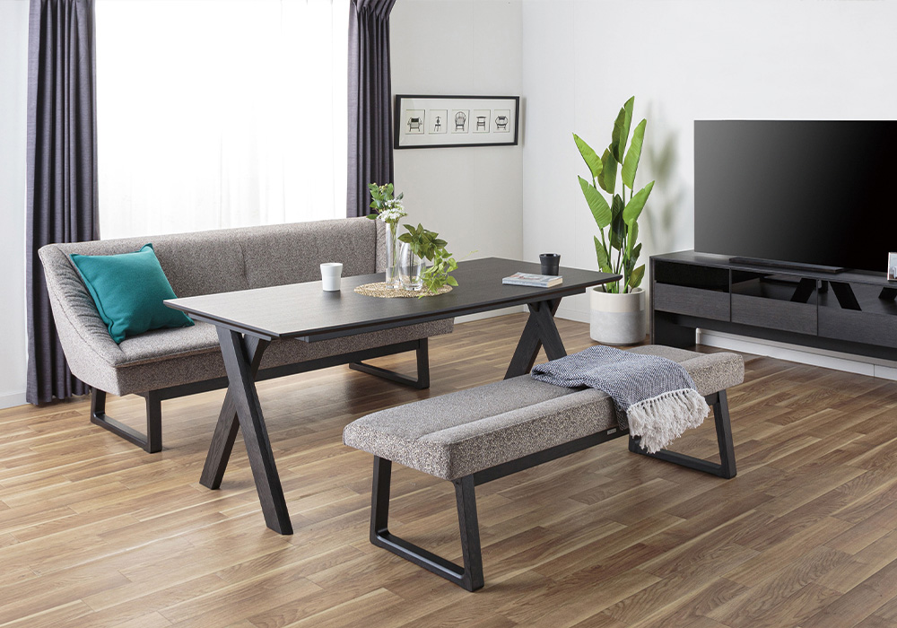 ソファでリビング・ダイニングをすっきり見せよう。選び方とおすすめ