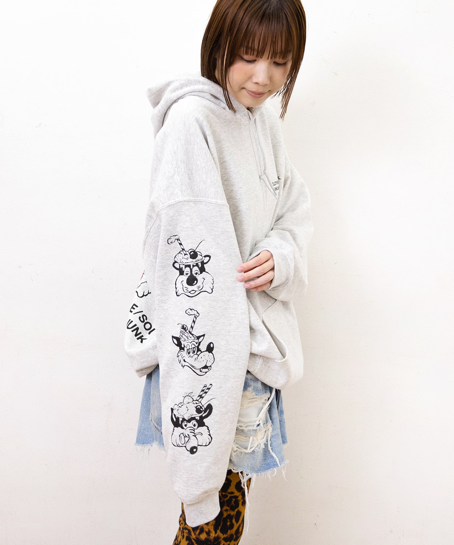 M2582 フローズンキャラパーカー(M アッシュグレー): トップス - RNA