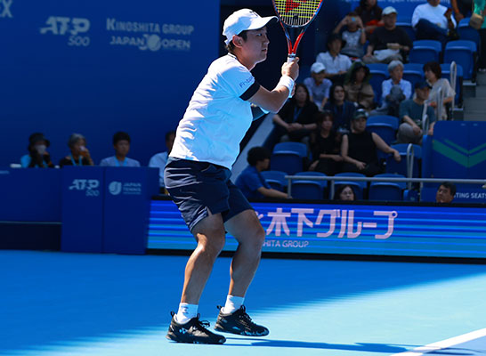 連続写真】西岡良仁のバックハンド⑫ - テニスニュース - テニス365