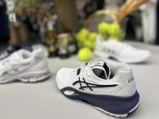 a.P.C. テニス APC アシックス サイズL ASICS × A.P.C. テニスウェア L