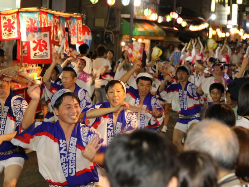 さだみつ阿波踊り大会【毎年8月15・16日】 | にし阿波コンテンツ