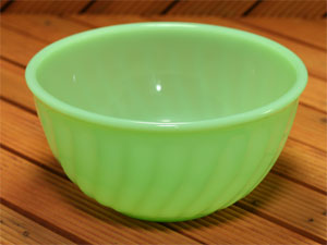 ファイヤーキングとパイレックスの専門店☆アンティークはま太郎--*