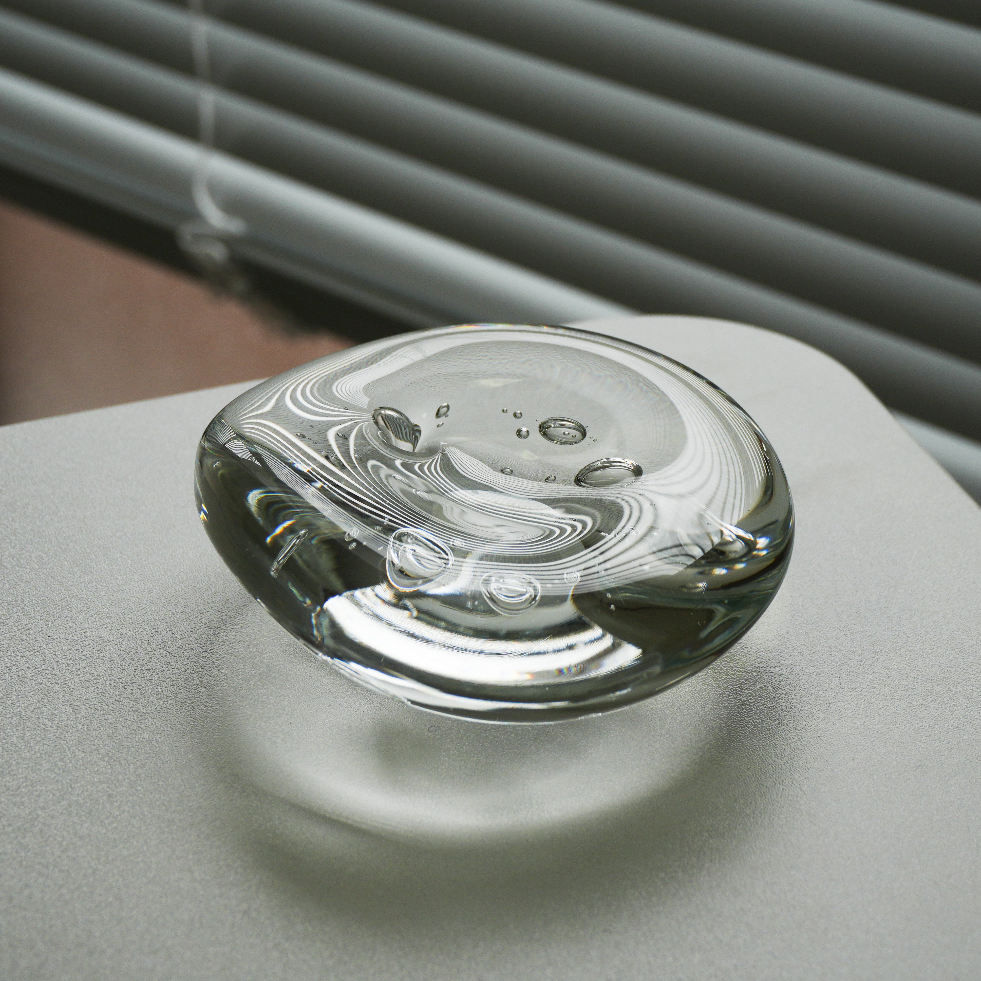 Glass Incense Holder ガラスのお香立て – noble｜インテリアになる瓶