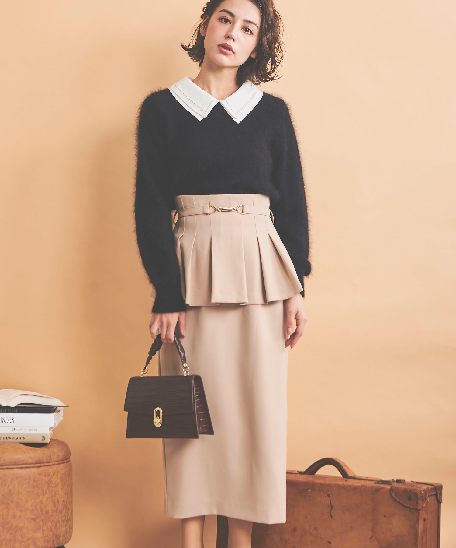 ビットベルト付ペプラムスカート | タイトスカート | NOELA OFFICIAL
