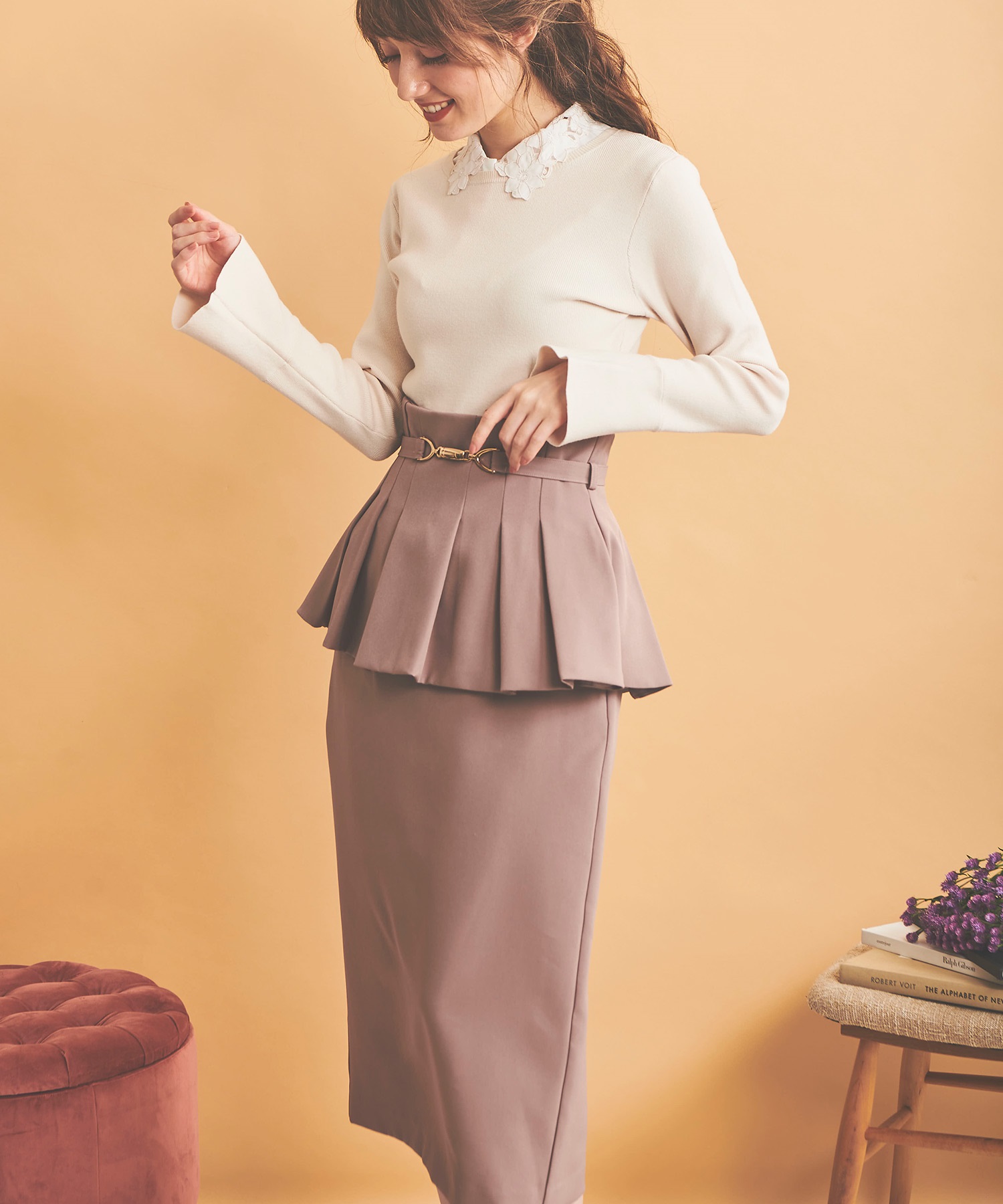 ビットベルト付ペプラムスカート | タイトスカート | NOELA OFFICIAL