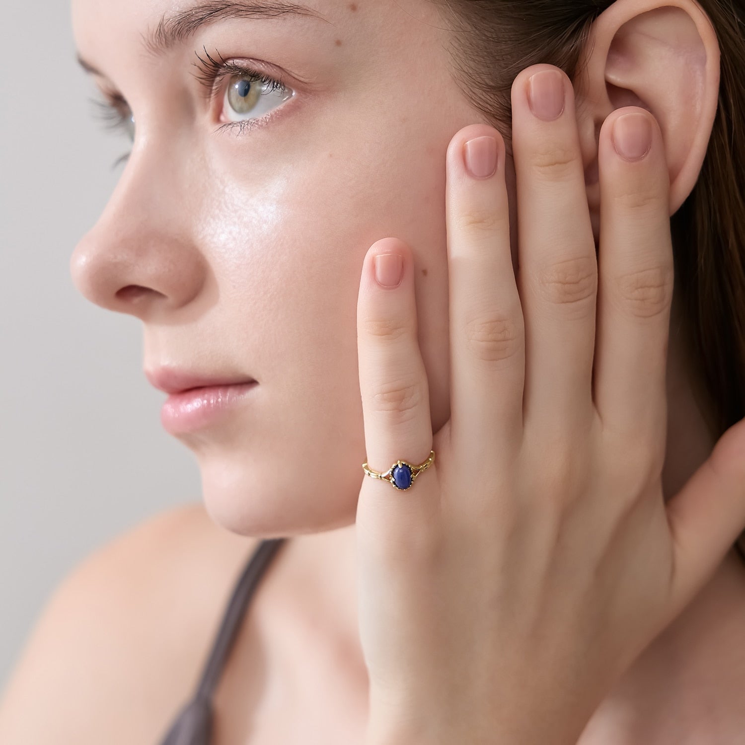 SAORIさんご着用】ゴールドラピスラズリピンキーリング｜ピンキー