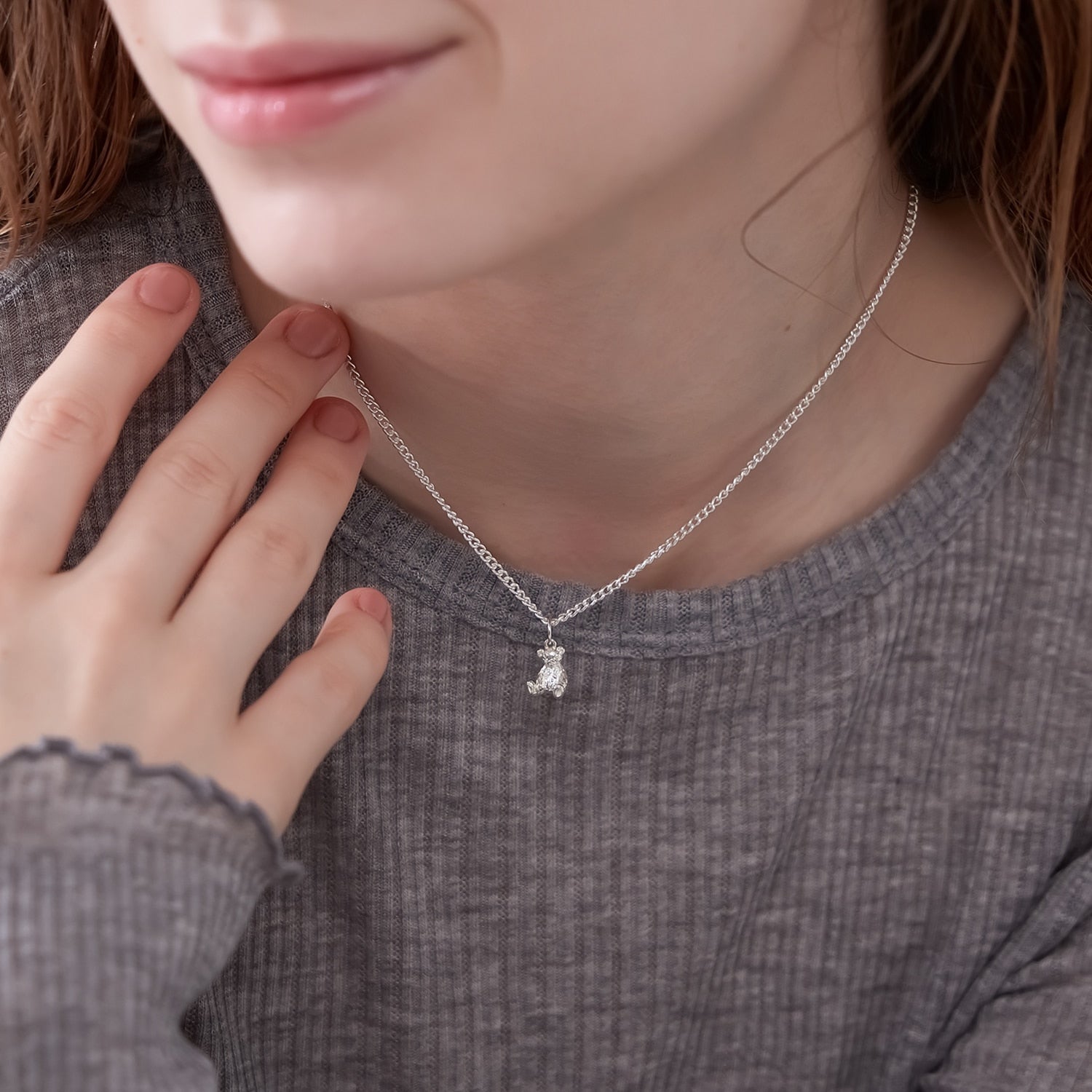 00s 希少 d.i.a スカルチャーム付ジップ レオパード見せブラ お兄系