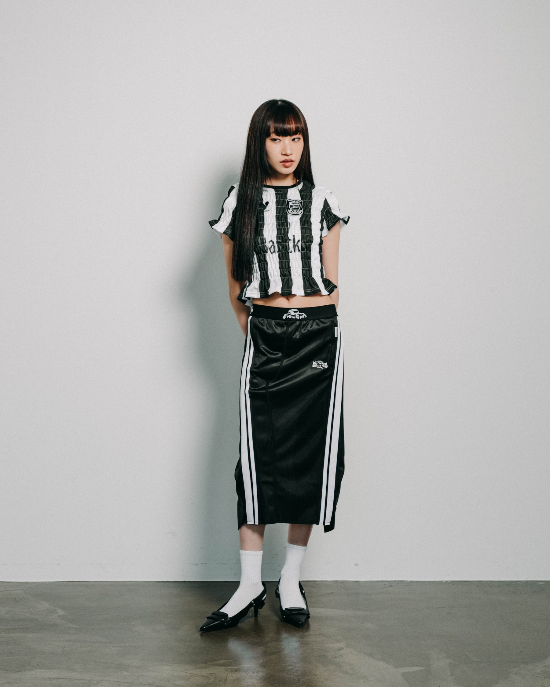 basicks ベイシックス SHIMING FOOTBALL DRESSES basicks ベイシックス