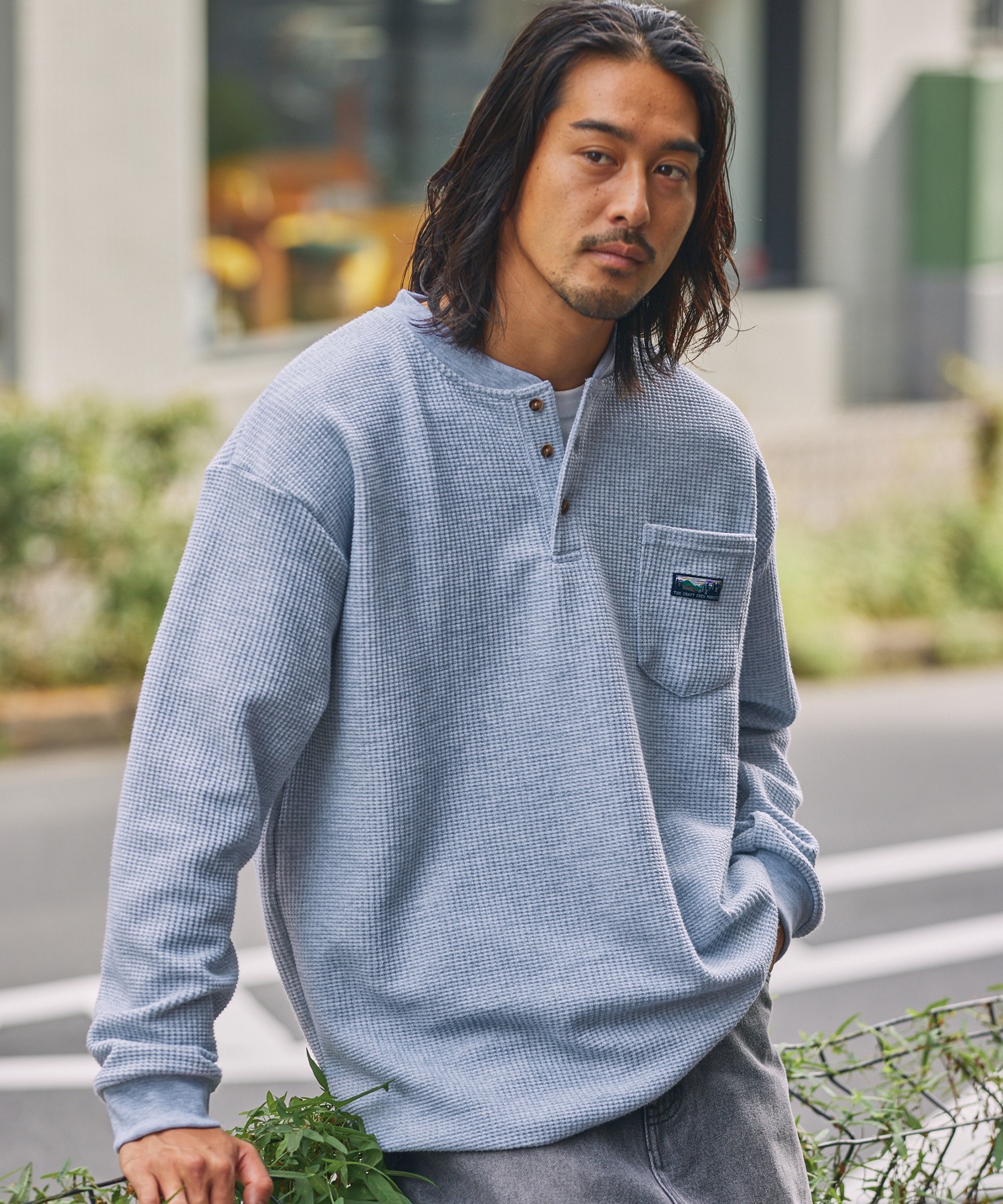 マルチファンクショナル ロゴ刺繍 ビッグシルエットヘンリーネック