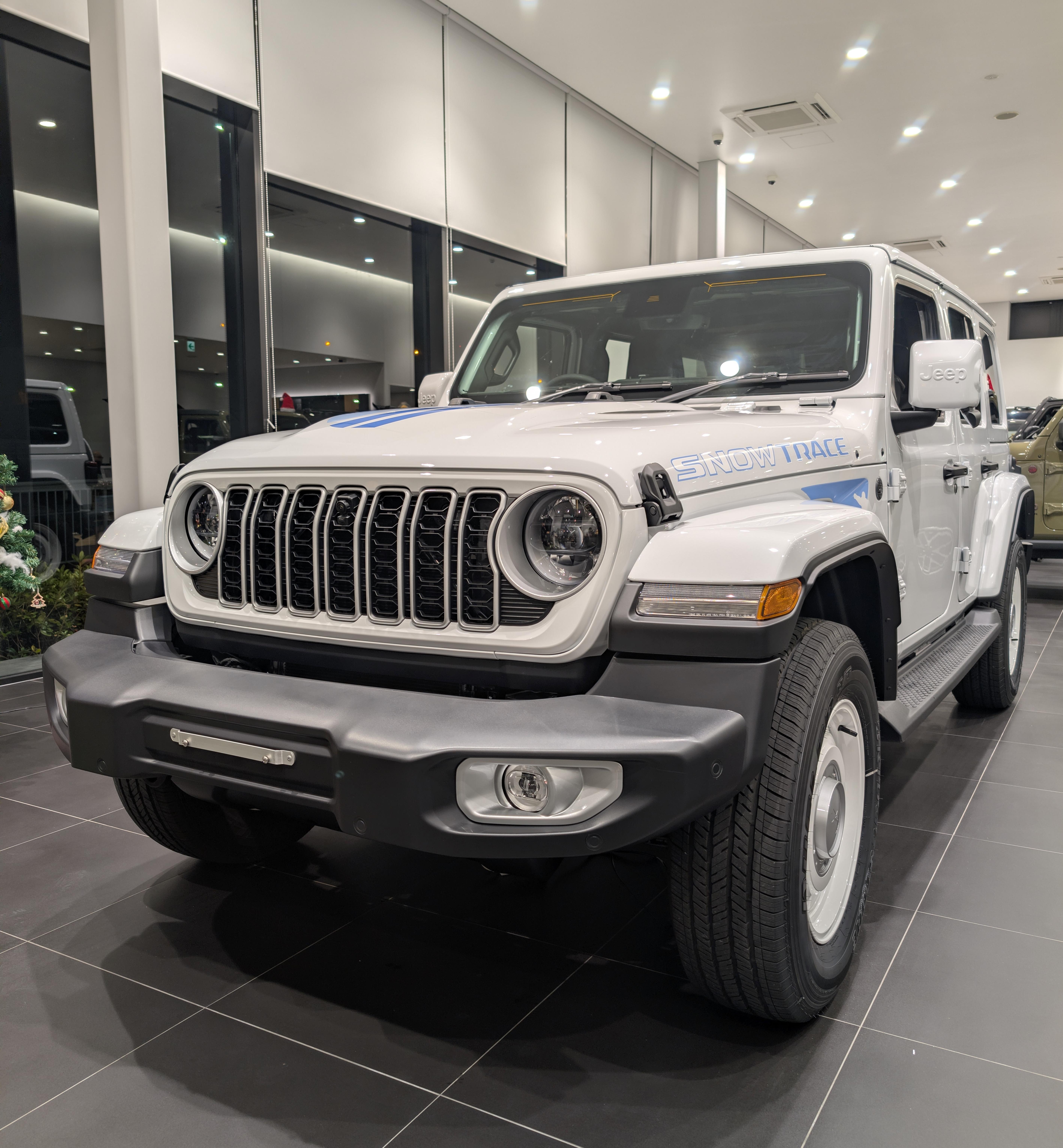 ジープ東大阪｜展示車・試乗車・アクセサリー｜Jeep Official Dealer Site