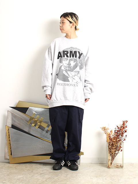 US ARMY 'BEETHOVEN' PRINTED SWEAT-OIKOS 毎日を楽しく豊かにする洋服