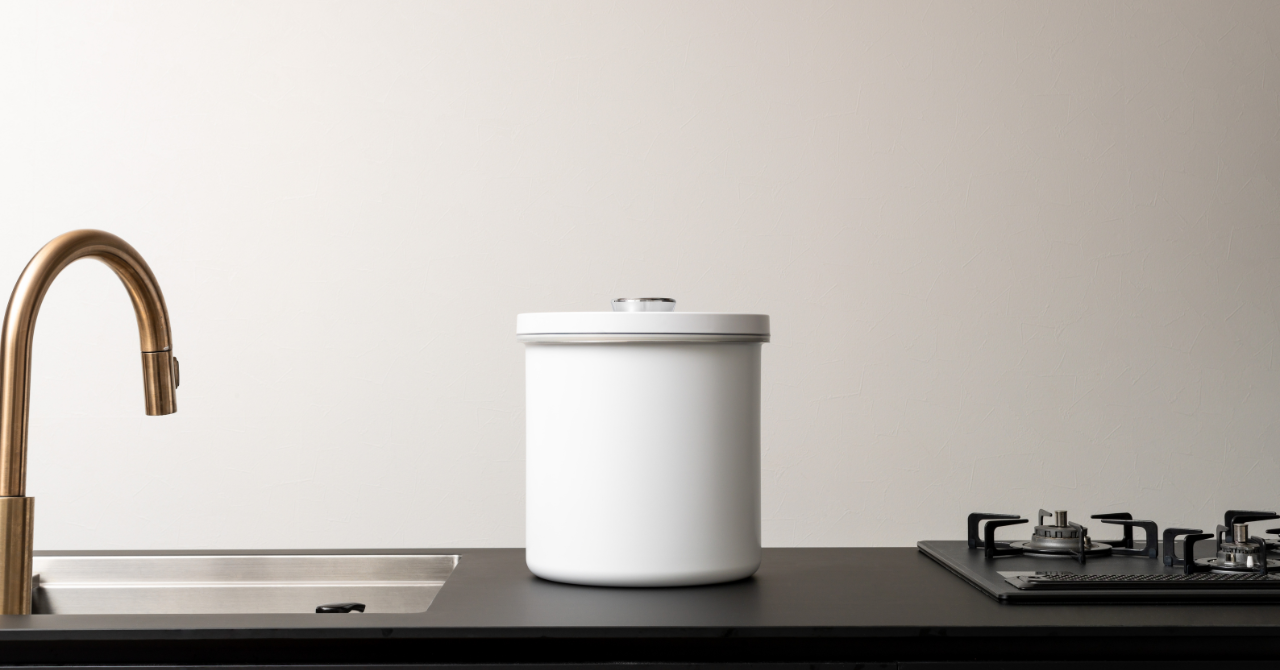 OoBLE 真空 食品保存容器 ホワイト ステンレス USED （1）OoBLE 真空