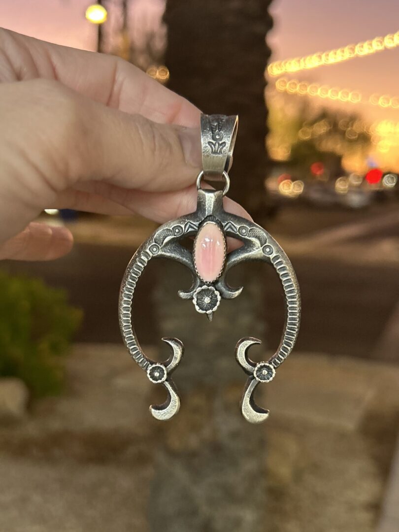 Large Navajo EL Billah Queen Pink Conch Shell Sterling Silver Naja