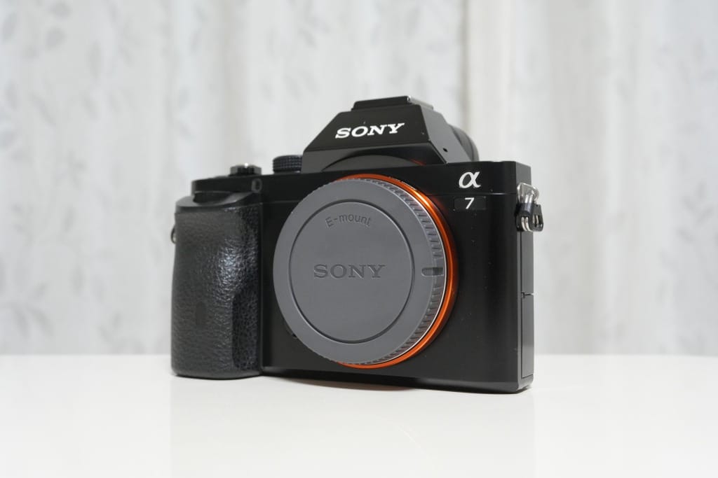 キズ汚れなし】 SONY α7CII シャッター回数5051回 美品】 SONY α7CII