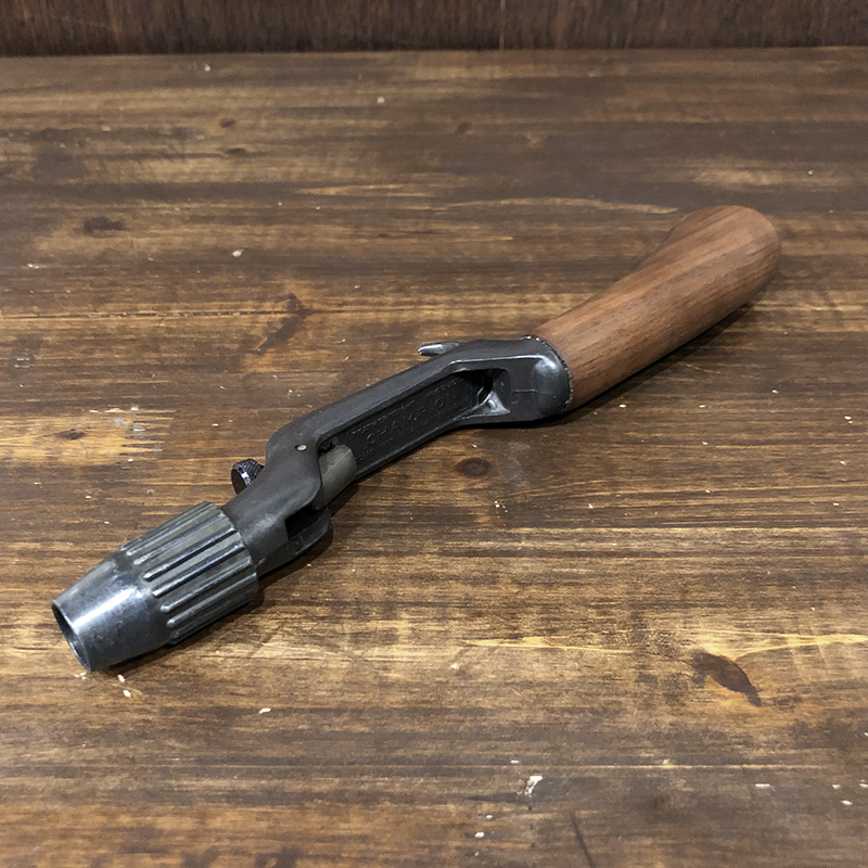 Featherweight Champion Grip Rod Handle Walnut Grip フェザー