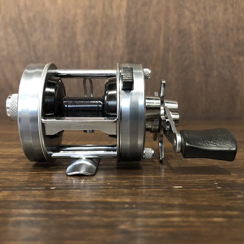 Abu Ambassadeur 2500C Bait Casting Reel Fn761100 アブ アンバサダー