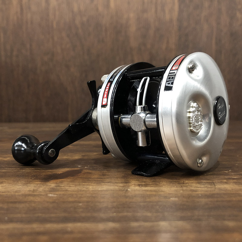 Abu Garcia Ambassadeur Light Cast 4500CB Mint アブ アンバサダー